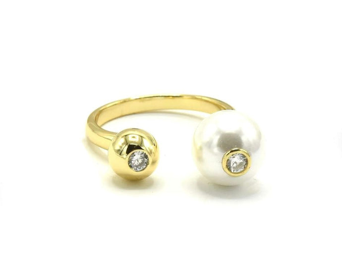 Gold Pearl Ring